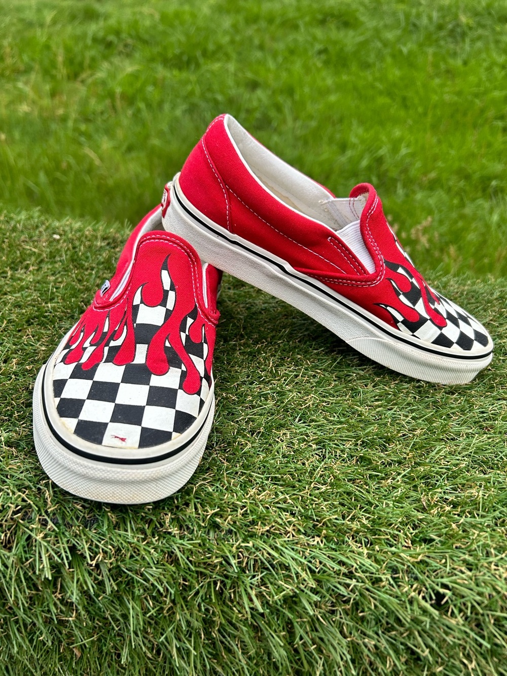 Vans Men's Classic Slip-On Checker, Size -5 W-6. 5 ,Flame Racing Red Skate